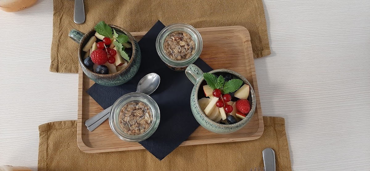 Henri's Food & Espresso Bar Photos 2